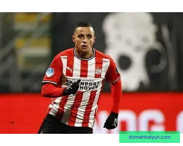 埃因霍温的反击效率持续提升，近期表现值得关注