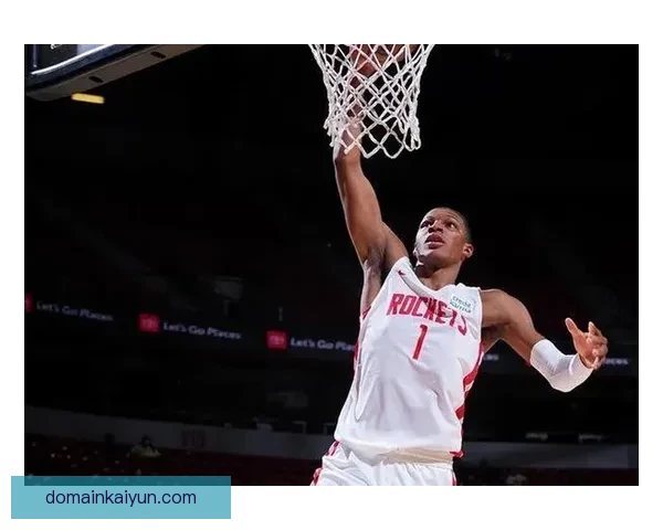 维特斯球员近期表现稳健，状态回暖备受关注。